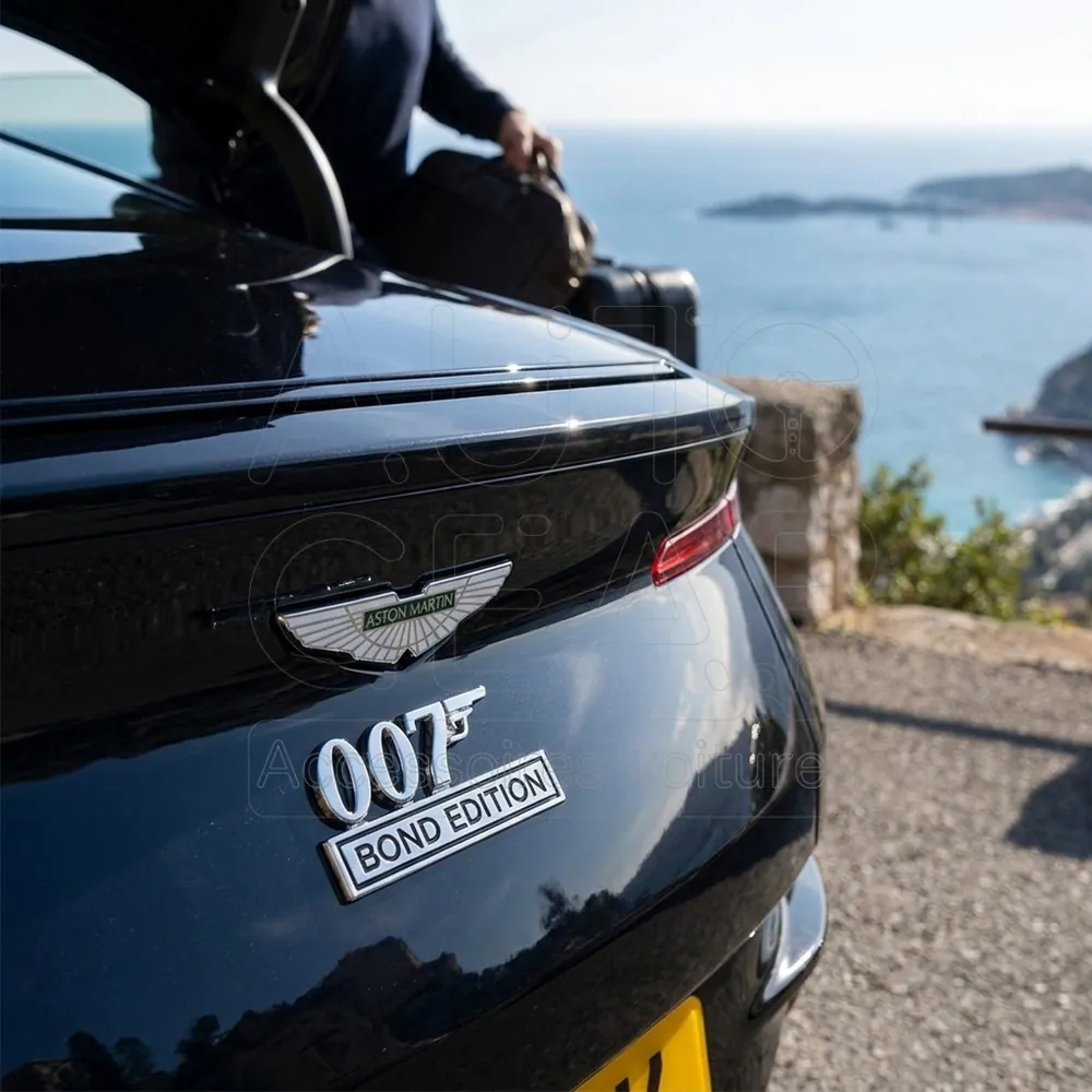 Emblème 007 Bond Édition pour Aston Martin vue 2