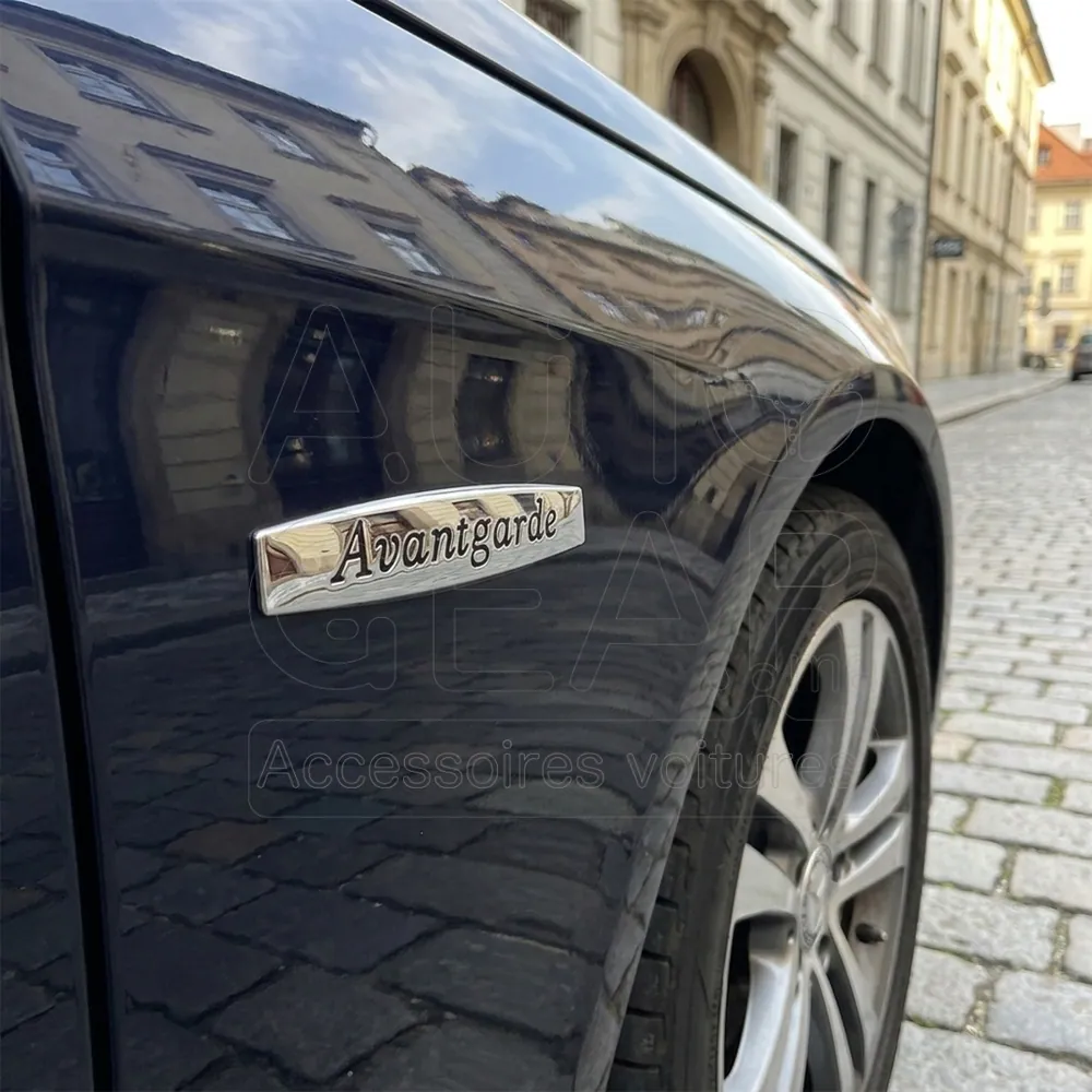 Emblème Avantgarde Chrome pour Mercedes-Benz vue 2