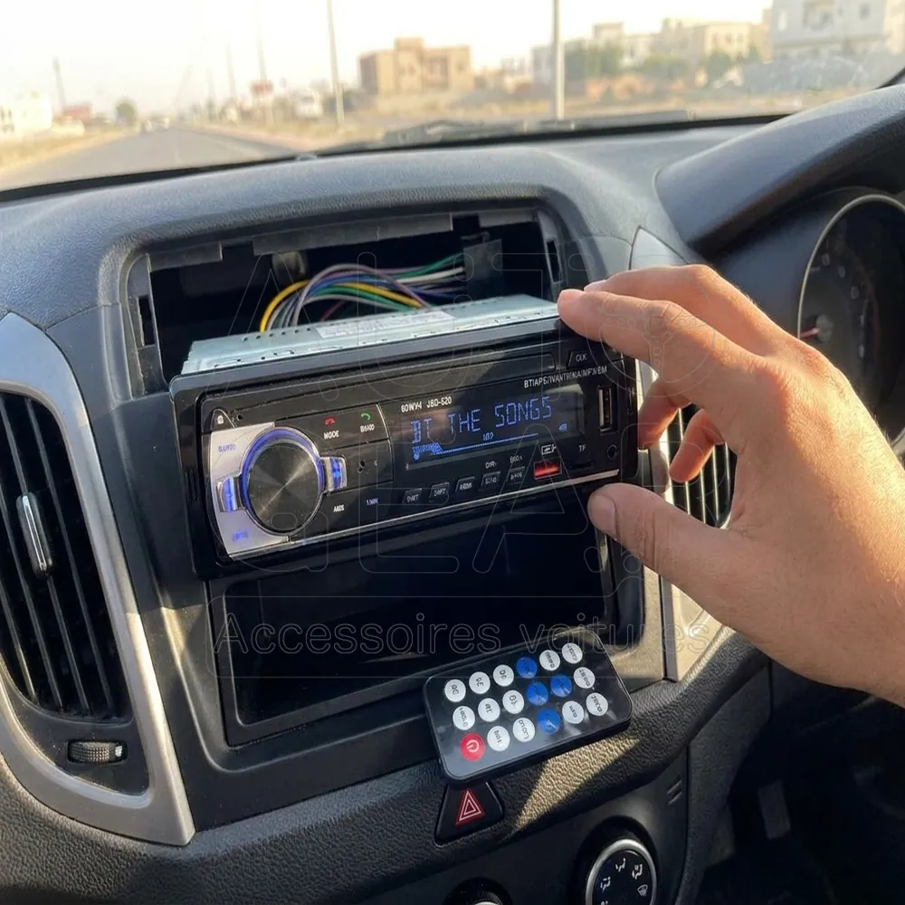 Kit Auto Radio Bluetooth avec Faisceau et Télécommande JSD-520 vue 2