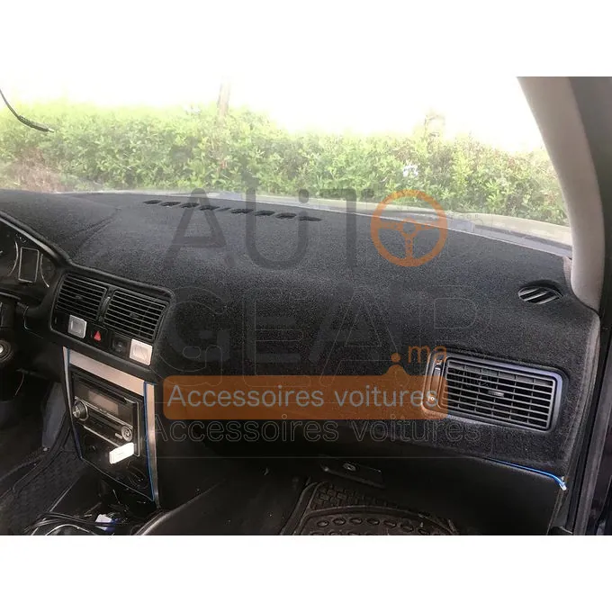 Cache Tableau de Bord Volkswagen Golf 4 (1997-2004) vue 3